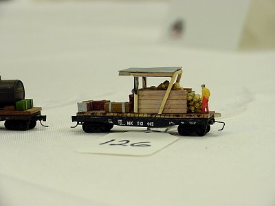 Nn3 or Z scale work train